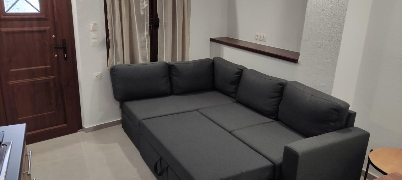 Το Στενάκι Apartment Skiathos Town Exterior photo