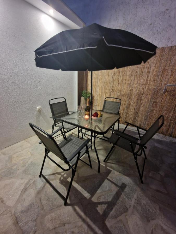 Το Στενάκι Apartment Skiathos Town Exterior photo