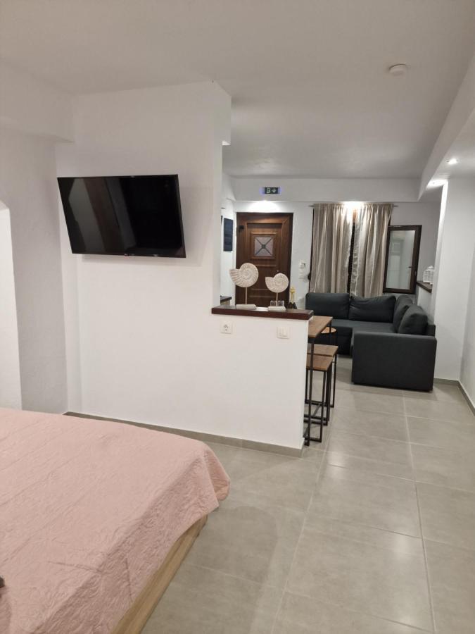 Το Στενάκι Apartment Skiathos Town Exterior photo