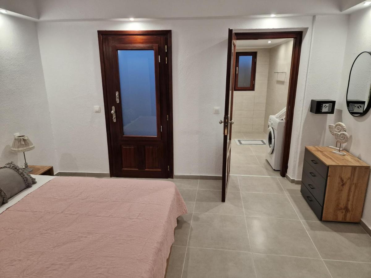 Το Στενάκι Apartment Skiathos Town Exterior photo