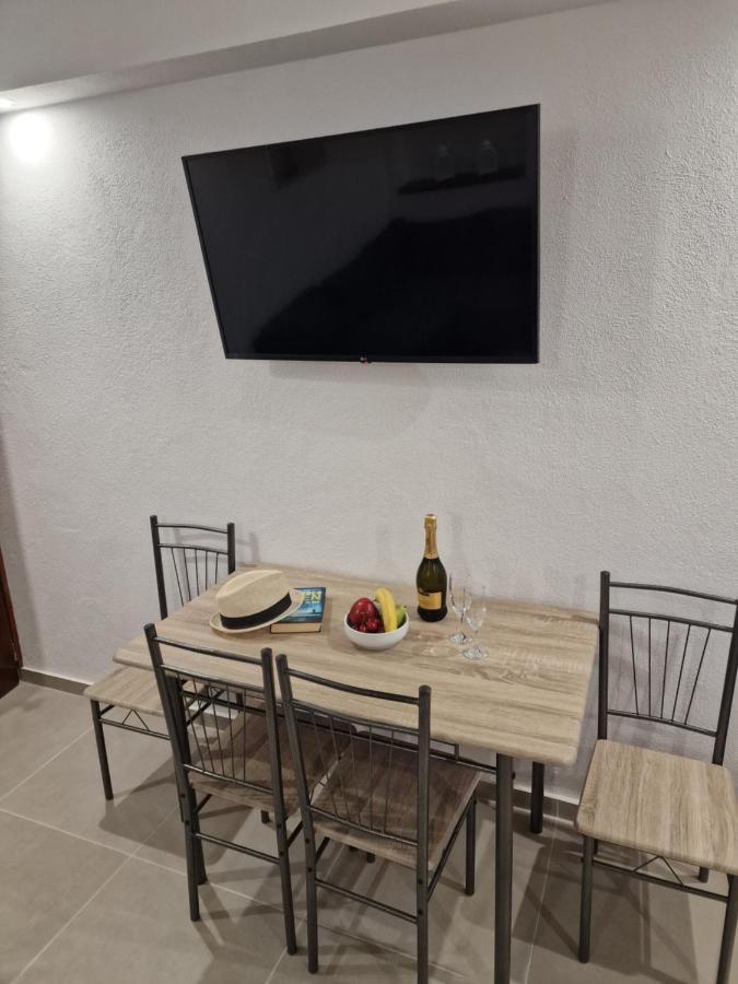Το Στενάκι Apartment Skiathos Town Exterior photo