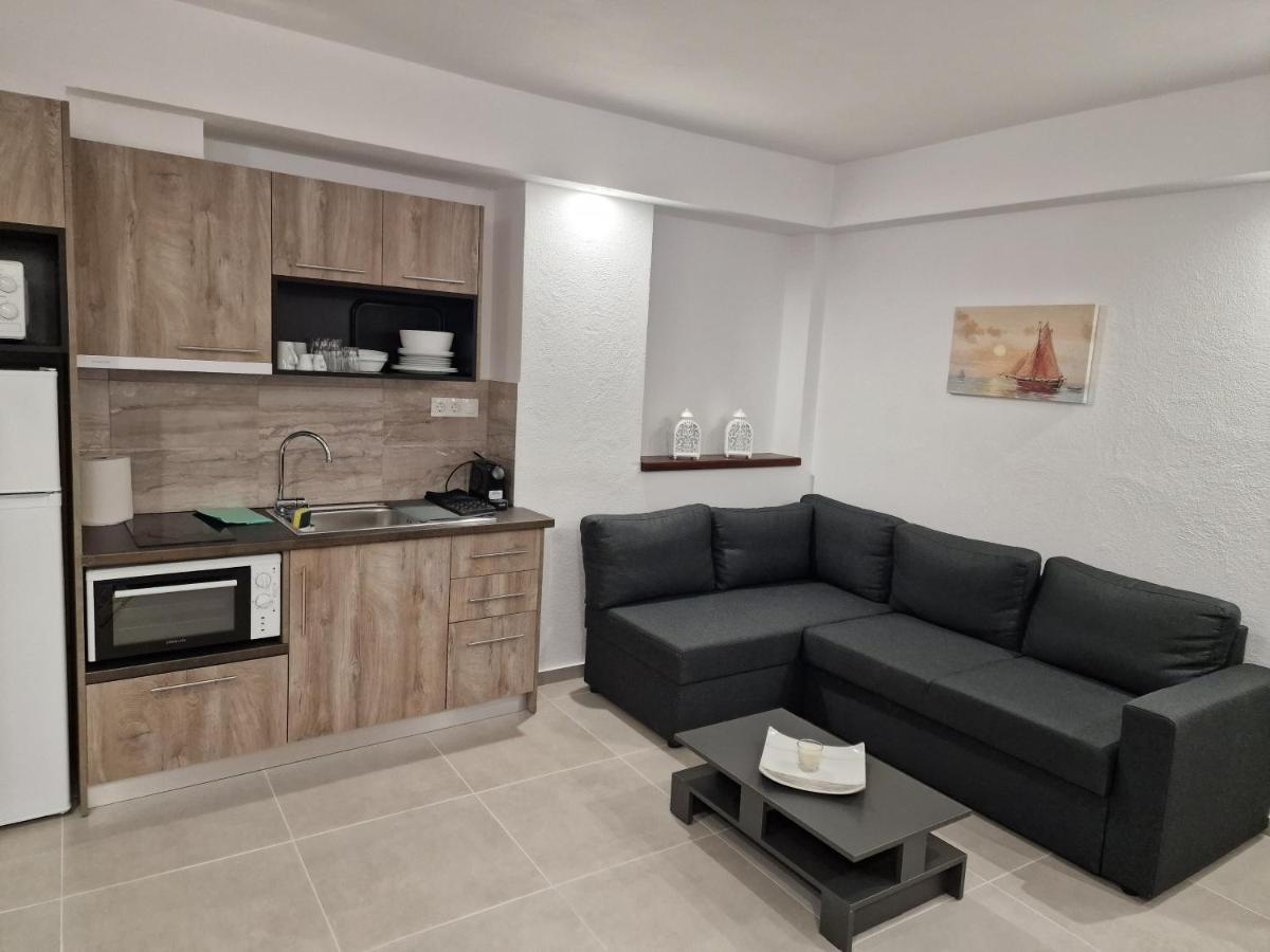 Το Στενάκι Apartment Skiathos Town Exterior photo